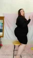 163997270_this-clip-has-just-been-sitting-in-my-camera-roll-for-a-week_0.m4v