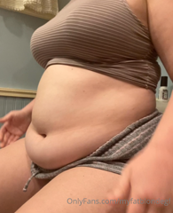 189005692_the-jiggle-just-keeps-going-shes-a-tub-of-lard_0.m4v