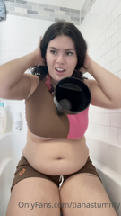 533700279_if-you-like-to-watch-girls-accidentally-get-covered-in-wg-sh_8.m4v