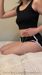 487894499_lot-s-burps-and-tummy-noises-on-this-one-listen-to-the-nois_1.m4v