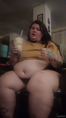 1150943419_found-a-new-food-addiction-n-omg-yum_0.mp4