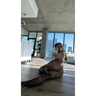 1290x2293_d1e3884f14206a1f143868746f850e35.jpg