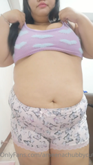 32733859_trying-on-new-outfit-will-see-if-it-does-fit-me_1.m4v