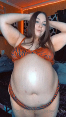 293223306_belly-is-so-stuffed-in-the-slo-mo-video-it-barely-jiggles_11.m4v