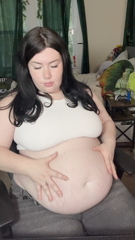 1163953942_tfw-ur-size-fucking-14-lululemon-top-has-problems-holding-ur_12.mp4