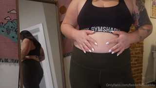 775713023_fatty-tries-on-old-gym-clothes-gotta-admit-i-havent_0.m4v