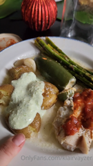 627800926_can-i-cook-you-dinner_0.mp4