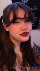 238915547_update-my-lipstick-is-getting-so-messed-up-because-i-m-eati_16.m4v