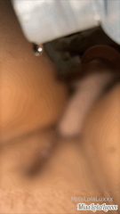 1037437523_this-long-dildo-makes-me-squirt-so-much-watch-me-liter_0.mp4