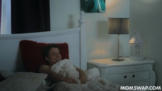 MomSwap - Dream Cum True.mp4