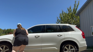 334015692_i-thought-washing-my-car-would-be-a-good-idea-until-i-realiz_7.mp4