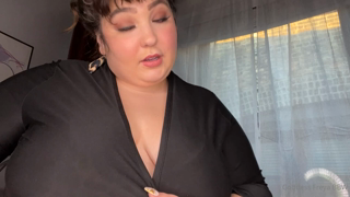 274313356_bbw-mommy-agrees-to-get-fat-for-you-one-morning-you-wake-up_0.mp4