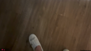 Feet Goat-Luna's Lemonade Stand! XXX Hardcore blowjob, footjob, fucking, and cum on soles!.mov