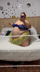 1404786583_my-curves-are-your-playground-grab-me-bite-me-and-take_0.mp4