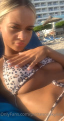 338966592_beach-day_0.m4v