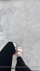 283660942_loving-these-cute-new-shoes-had-to-run-to-the-store-real-fa_0.m4v