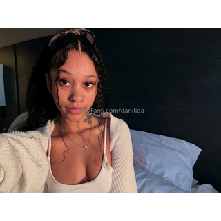 daniliaa_Who’s_the_cutest_p_DON’T_FORGET_TO_JOIN_MY_LIVE_AT_1030_PM_CT_TONIGHT😍_@daniliaaa__4015866264.jpeg