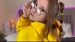 Cutie in Short Skirt Sucked me off like the last Time and I Cum on her Beautiful Feet POV 4K_satanicabstract_hls_1080p.mp4