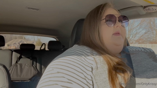 919565438_onlyfans-exclusive-driving-chat_0.mp4