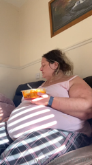 438926688_stuffing-part-2-lasagne-fries-pudding-with-the-jelly-bel_0.m4v