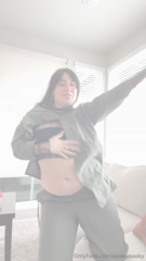 1635529532_me-after-i-eat_0.mp4