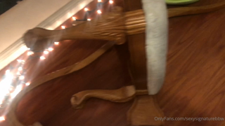 303639512_broke-this-chair-while-hooking-up-on-it-into-pieces_0.m4v