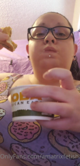 32881765_awww-i-love-food-so-much-enjoy-your-free-clip_0.m4v