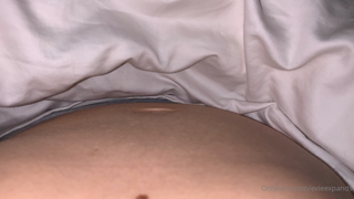503797229_gurgle-belly-as-it-digests-cos-lets-face-it-belly-gets-a_0.m4v