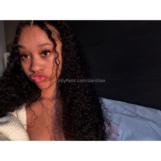 daniliaa_Who’s_the_cutest_p_DON’T_FORGET_TO_JOIN_MY_LIVE_AT_1030_PM_CT_TONIGHT😍_@daniliaaa__4015866274.jpeg