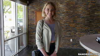 Chloe Cherry - Amateur Blonde Fucked On Cam For The First Time - 1080p.mp4