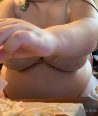 269172267_full-stuffing-videos-in-two-parts-i-ve-been-so-hungry-latel_0.m4v