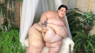 167069047_my-symphony-of-jiggling-slapping-clapping-fat-hot-new-vi_0.m4v