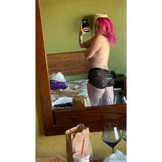 babyjayye_Morning_My_nasties🥴🫶🏽_4318710122.jpeg
