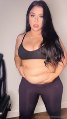 1869958929_check-your-dm-for-my-new-video-and-lets-chat-tonight-baby_0.mp4