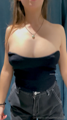 969195815_bouncing-boobies_0.mp4