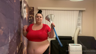 428725989_bloating-my-belly-with-the-funnel-same-night_0.m4v