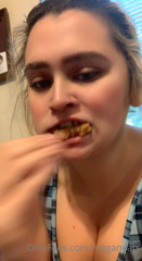 425054334_early-mcds-stuffing_3.m4v