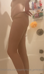 142676242_i-like-watching-the-water-drip-off-my-feet-oddly-satisfying_0.m4v