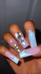 1042839694_back-scratchers_0.mp4
