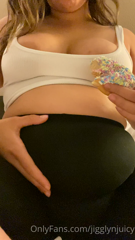 153870819_my-fat-knows-where-to-pack-on_0.m4v