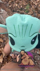 gothbatty_Enjoy_“Goth_Slut_in_the_Woods”_with_my_homie_@yourdoseofbbc_😻😵‍💫_2751519410.mp4