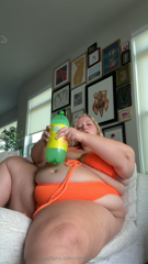 1257149673_i-just-love-the-way-my-belly-balloons-as-i-sip-on-a-nice-air_0.mp4