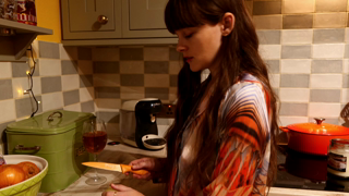 Sydney Harwin_SOME-KIND-OF-FAMILY-MOVIE.mp4