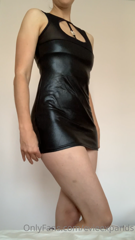 411173790_i-try-on-my-new-dress-in-the-morning-it-looks-good-a-littl_4.m4v
