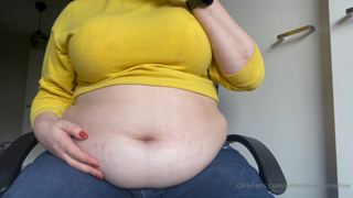 431635322_hear-my-chair-creek-beneath-my-weight_0.m4v