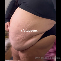 809382815_shake-shake-this-big-ball-of-belly_0.mp4