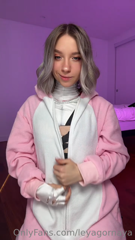 653306116_let-me-call-you-daddy-daddy-daddy-tik-toks-in-a-gwen-cos_2.m4v