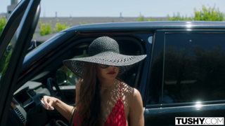 Tushy.2018.08.29.Abigail.Mac.2160p.mp4