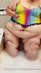373849598_this-was-from-a-few-weeks-ago-when-i-did-my-first-dinner-and_0.mp4