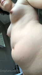 204958815_ive-got-the-pre-shower-jiggles_0.m4v